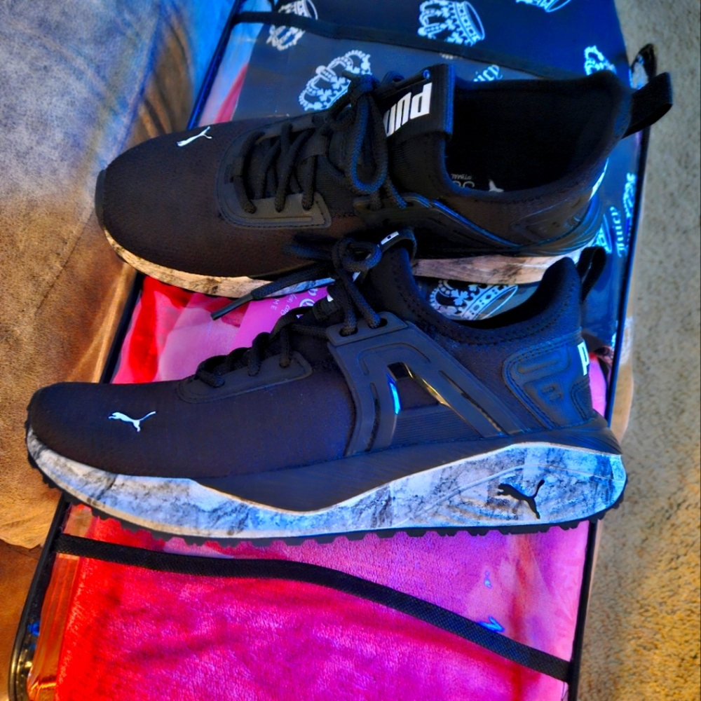 Puma sneakers